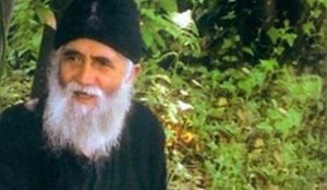 Γέροντας Παΐσιος: Ποια τραγουδίστρια είναι εγγονή του | Pagenews.gr Γέροντας Παΐσιος: Ποια τραγουδίστρια είναι εγγονή του | Pagenews.gr