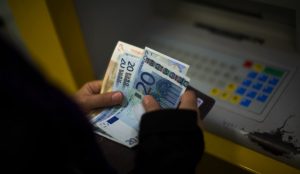 Κοινωνικό μέρισμα 2018: Τι πρέπει να κάνετε για να το εισπράξετε | Pagenews.gr Κοινωνικό μέρισμα 2018: Τι πρέπει να κάνετε για να το εισπράξετε | Pagenews.gr
