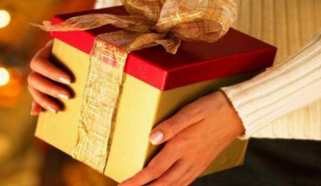 Ποιοι γιορτάζουν σήμερα: Εορτολόγιο 19 Δεκεμβρίου | Pagenews.gr Ποιοι γιορτάζουν σήμερα: Εορτολόγιο 19 Δεκεμβρίου | Pagenews.gr