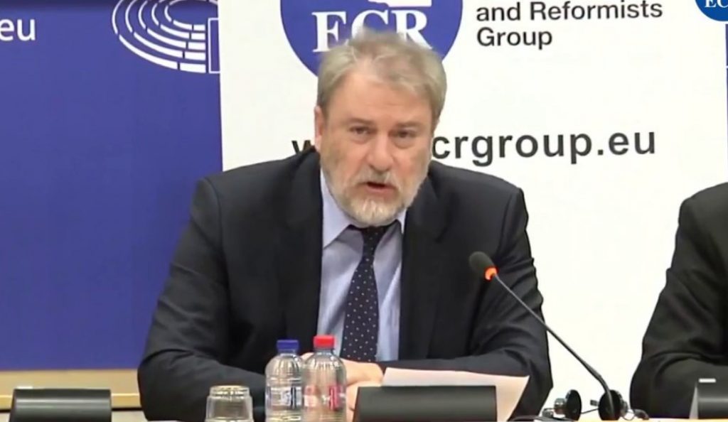 Νότης Μαριάς: Ζητά δημοψήφισμα για το Σκοπιανό | Pagenews.gr Νότης Μαριάς: Ζητά δημοψήφισμα για το Σκοπιανό | Pagenews.gr