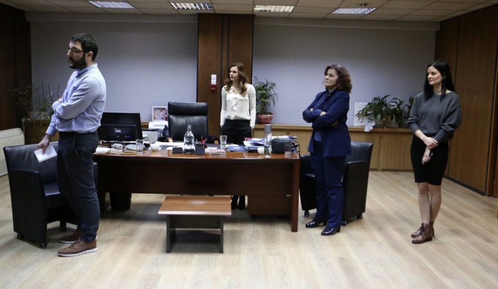 Υπουργείο Εργασίας: Τα μέλη του ΠΑΜΕ έκαναν σόου για τις κάμερες | Pagenews.gr Υπουργείο Εργασίας: Τα μέλη του ΠΑΜΕ έκαναν σόου για τις κάμερες | Pagenews.gr