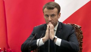 Κίτρινα γιλέκα: O Μακρόν έδωσε στην δημοσιότητα την επιστολή τη «μεγάλη διαβούλευση» | Pagenews.gr Κίτρινα γιλέκα: O Μακρόν έδωσε στην δημοσιότητα την επιστολή τη «μεγάλη διαβούλευση» | Pagenews.gr