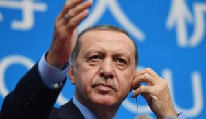 Προκλητικός ο Ερντογάν από τη Σμύρνη: «Οι Έλληνες την έκαψαν την ώρα που υποχωρούσαν» (vid) | Pagenews.gr Προκλητικός ο Ερντογάν από τη Σμύρνη: «Οι Έλληνες την έκαψαν την ώρα που υποχωρούσαν» (vid) | Pagenews.gr