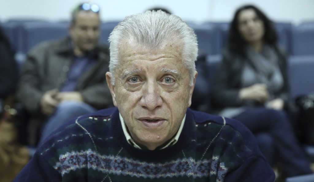 Νέα Σμύρνη: Δίπλα στους εργαζόμενους ο δήμαρχος, Σταύρος Τζουλάκης | Pagenews.gr Νέα Σμύρνη: Δίπλα στους εργαζόμενους ο δήμαρχος, Σταύρος Τζουλάκης | Pagenews.gr