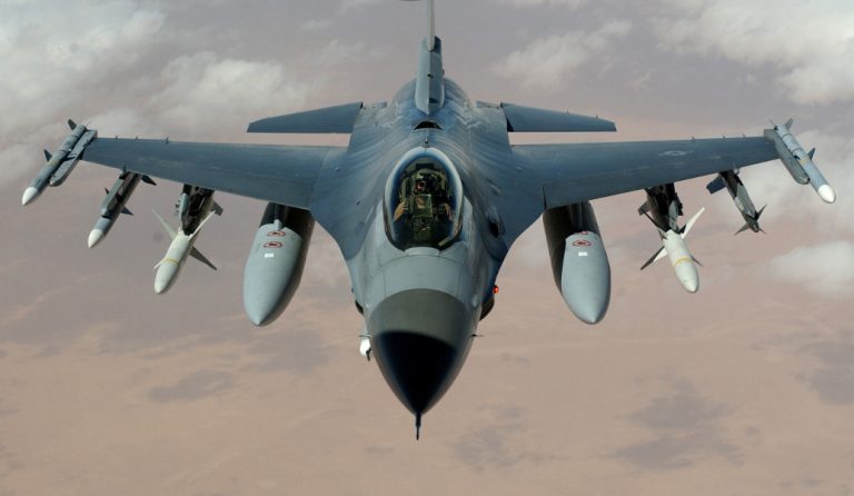 Συντριβή F-16 με νεκρό τον πιλότο στο Λας Βέγκας των ΗΠΑ