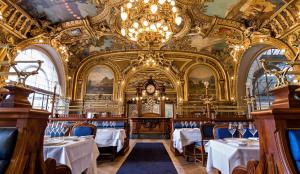 Le Train Bleu | Pagenews.gr Le Train Bleu | Pagenews.gr