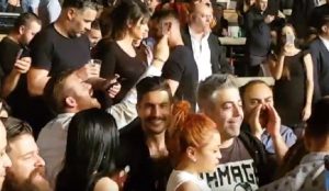 AEK: Το γλέντησαν στα μπουζούκια οι πρωταθλητές (vids) | Pagenews.gr AEK: Το γλέντησαν στα μπουζούκια οι πρωταθλητές (vids) | Pagenews.gr