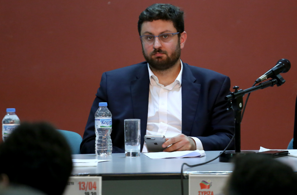 Το σχόλιο του Κώστα Ζαχαριάδη για την επίσκεψη Γιούνκερ | Pagenews.gr Το σχόλιο του Κώστα Ζαχαριάδη για την επίσκεψη Γιούνκερ | Pagenews.gr