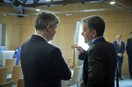 Eurogroup: Οι πρώτες αντιδράσεις από τον γερμανικό Τύπο για το χρέος | Pagenews.gr Eurogroup: Οι πρώτες αντιδράσεις από τον γερμανικό Τύπο για το χρέος | Pagenews.gr