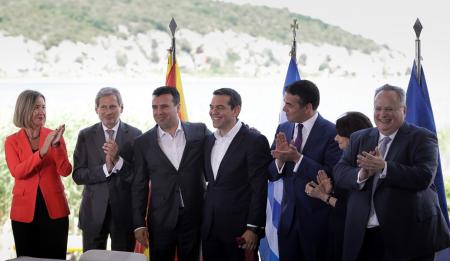 Ντέιμ Γουίλσον: Ιστορική η συμφωνία των Πρεσπών | Pagenews.gr Ντέιμ Γουίλσον: Ιστορική η συμφωνία των Πρεσπών | Pagenews.gr
