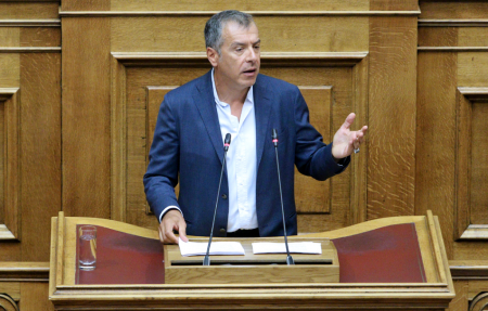 Σταύρος Θεοδωράκης: Η Ελλάδα χρειάζεται να κλείσει το Σκοπιανό | Pagenews.gr Σταύρος Θεοδωράκης: Η Ελλάδα χρειάζεται να κλείσει το Σκοπιανό | Pagenews.gr