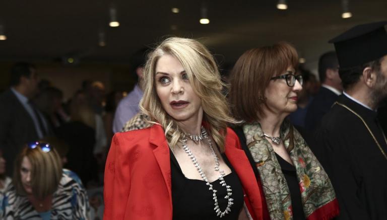 Έλλη Στάη: Η απάντησή της στα αρνητικά σχόλια που δέχτηκε για την εμφάνισή της στο γάμο του γιου της