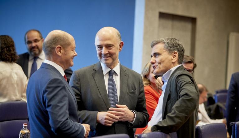 Eurogroup: Συμφωνία για 10ετή επιμήκυνση στο χρέος και δόση 15 δισ. ευρώ
