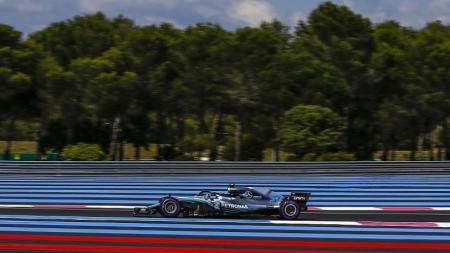 Ο Σάινθ υπέγραψε πολυετές συμβόλαιο με τη McLaren | Pagenews.gr Ο Σάινθ υπέγραψε πολυετές συμβόλαιο με τη McLaren | Pagenews.gr