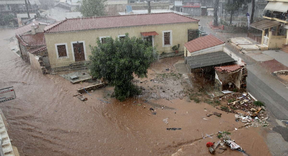 Μάνδρα - Μέγαρα: Έκτακτη οικονομική ενίσχυση στους πληγέντες από την κακοκαιρία