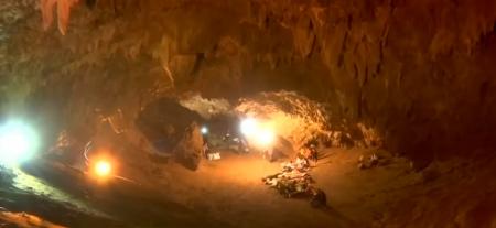 Ταϊλάνδη: Τα παιδιά διασώθηκαν αλλά οι εξελίξεις τρέχουν – Πως εμπλέκεται ο Έλον Μασκ με την «παιδεραστία» | Pagenews.gr Ταϊλάνδη: Τα παιδιά διασώθηκαν αλλά οι εξελίξεις τρέχουν – Πως εμπλέκεται ο Έλον Μασκ με την «παιδεραστία» | Pagenews.gr