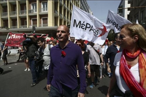 Επίθεση Βαρουφάκη σε Τσίπρα για το mea culpa: «Είναι μνημονιακότερος των μνημονιακών» | Pagenews.gr Επίθεση Βαρουφάκη σε Τσίπρα για το mea culpa: «Είναι μνημονιακότερος των μνημονιακών» | Pagenews.gr