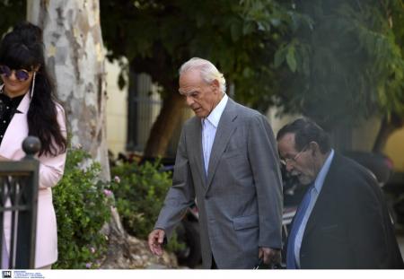 Άκης Τσοχατζόπουλος: Ελεύθερος με απαγόρευση εξόδου από τη χώρα (pics) | Pagenews.gr Άκης Τσοχατζόπουλος: Ελεύθερος με απαγόρευση εξόδου από τη χώρα (pics) | Pagenews.gr