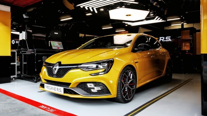 Η Renault ενισχύει το Megane | Pagenews.gr Η Renault ενισχύει το Megane | Pagenews.gr