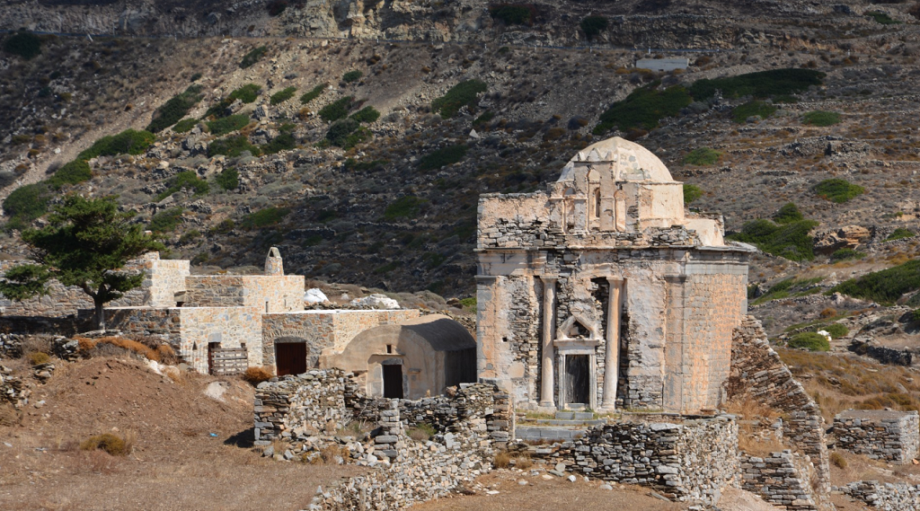 Σπουδαία αρχαιολογική ανακάλυψη – Ο μυστικός τάφος της Σικίνου (pics) | Pagenews.gr Σπουδαία αρχαιολογική ανακάλυψη – Ο μυστικός τάφος της Σικίνου (pics) | Pagenews.gr