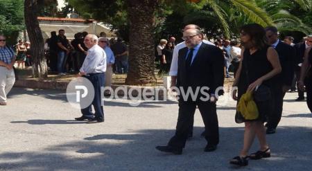 Μάνος Αντώναρος: Πλήθος κόσμου για το «τελευταίο» αντίο (pics&vid) | Pagenews.gr Μάνος Αντώναρος: Πλήθος κόσμου για το «τελευταίο» αντίο (pics&vid) | Pagenews.gr