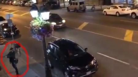 Βίντεο – ντοκουμέντο: Η στιγμή που ο δράστης στο Τορόντο ανοίγει πυρ στην ελληνική συνοικία | Pagenews.gr Βίντεο – ντοκουμέντο: Η στιγμή που ο δράστης στο Τορόντο ανοίγει πυρ στην ελληνική συνοικία | Pagenews.gr
