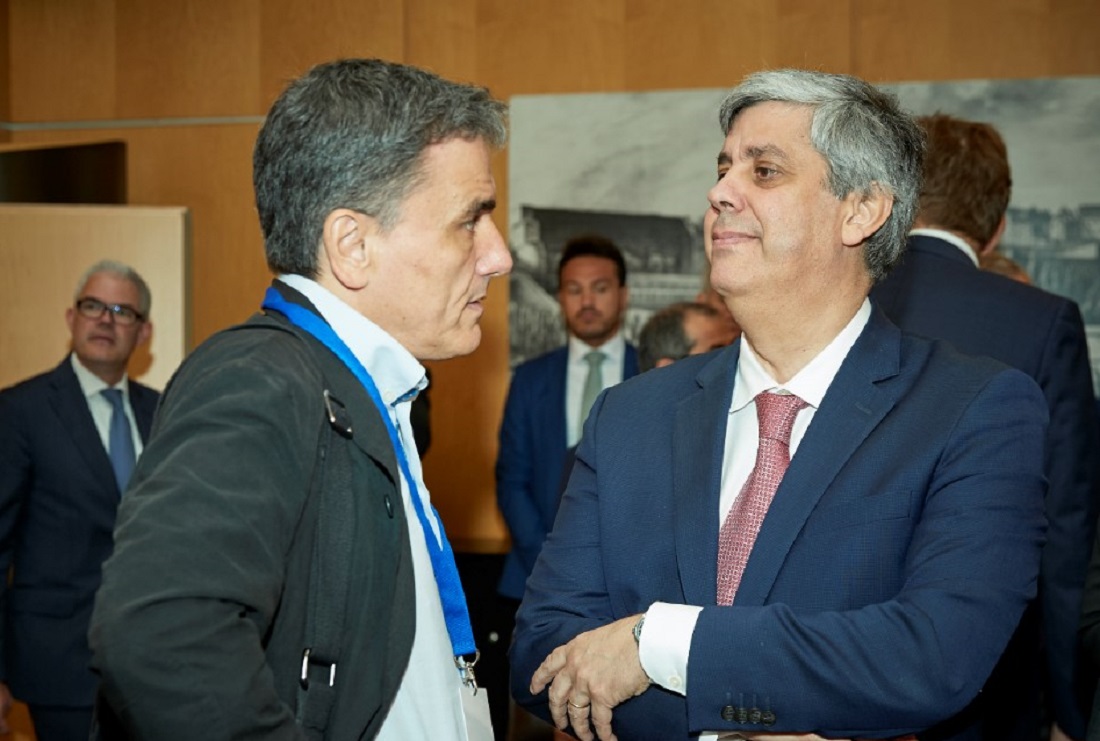 Τσακαλώτος: Συνάντηση με Σεντένο για την προετοιμασία της μετα-μνημονιακής φάσης | Pagenews.gr Τσακαλώτος: Συνάντηση με Σεντένο για την προετοιμασία της μετα-μνημονιακής φάσης | Pagenews.gr