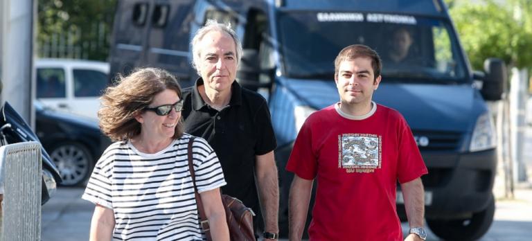 Κουφοντίνας: Σάλος από τη μεταφορά του αρχιτρομοκράτη σε φυλακές «πολυτελείας»