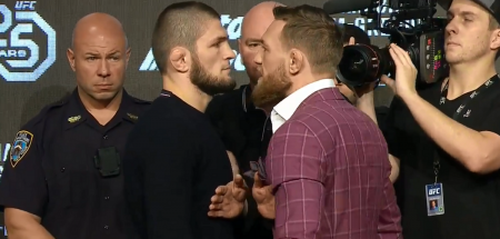 KHABIB NURMAGOMEDOV: Πολλά νεύρα στο face off με τον McGregor | Pagenews.gr KHABIB NURMAGOMEDOV: Πολλά νεύρα στο face off με τον McGregor | Pagenews.gr