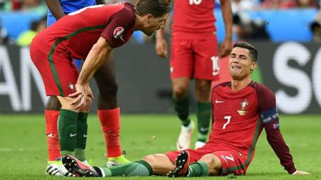 Κριστιάνο Ρονάλντο: Όταν ο CR7 ξεσπάει σε κλάματα (pics&vids) | Pagenews.gr Κριστιάνο Ρονάλντο: Όταν ο CR7 ξεσπάει σε κλάματα (pics&vids) | Pagenews.gr