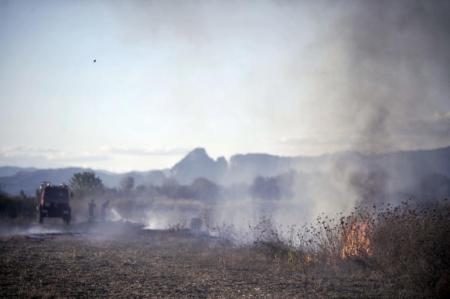 ΦΩΤΙΑ ΤΩΡΑ στη Μόρια | Pagenews.gr ΦΩΤΙΑ ΤΩΡΑ στη Μόρια | Pagenews.gr
