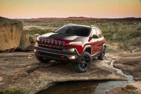 Το νέο Jeep Cherokee γίνεται πιο ικανό, στιλάτο και δυνατό | Pagenews.gr Το νέο Jeep Cherokee γίνεται πιο ικανό, στιλάτο και δυνατό | Pagenews.gr