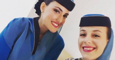 Η Ελληνίδα αεροσυνοδός που πετάει στα σύννεφα με το σουλτανάτο του Ομάν (pics) | Pagenews.gr Η Ελληνίδα αεροσυνοδός που πετάει στα σύννεφα με το σουλτανάτο του Ομάν (pics) | Pagenews.gr