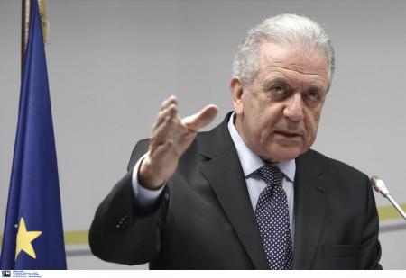 Αβραμόπουλος στην Ιταλία: Συναντήσεις με Κόντε και Σαλβίνι για το μεταναστευτικό | Pagenews.gr Αβραμόπουλος στην Ιταλία: Συναντήσεις με Κόντε και Σαλβίνι για το μεταναστευτικό | Pagenews.gr