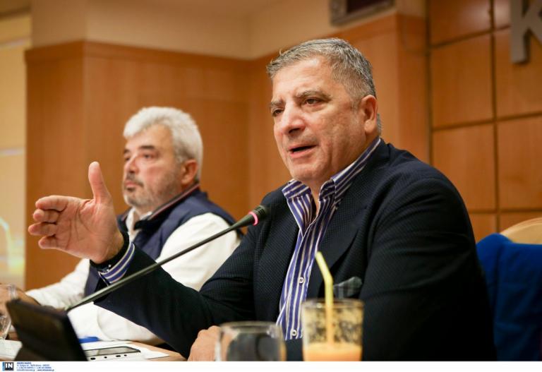 Πατούλης: Πρότεινε την αντικατάσταση του ΕΝΦΙΑ από δημοτικό Φ.Α.Π.