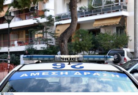 Δολοφονία στη Θεσσαλονίκη: Εκτέλεσαν 42χρονο έξω από το σπίτι του (vid) | Pagenews.gr Δολοφονία στη Θεσσαλονίκη: Εκτέλεσαν 42χρονο έξω από το σπίτι του (vid) | Pagenews.gr