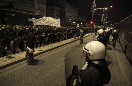 Πολυτεχνείο 2018: Οδοφράγματα στα Εξάρχεια | Pagenews.gr Πολυτεχνείο 2018: Οδοφράγματα στα Εξάρχεια | Pagenews.gr