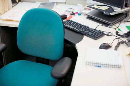 Δημόσιο: «Πάγωμα» προσλήψεων και απαγόρευση αδειών λόγω εκλογών | Pagenews.gr Δημόσιο: «Πάγωμα» προσλήψεων και απαγόρευση αδειών λόγω εκλογών | Pagenews.gr