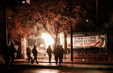Πορεία Πολυτεχνείου 2018: Ώρα 22:30 – Άνοιξαν οι δρόμοι της Αθήνας πλην τμήματος της Πατησίων | Pagenews.gr Πορεία Πολυτεχνείου 2018: Ώρα 22:30 – Άνοιξαν οι δρόμοι της Αθήνας πλην τμήματος της Πατησίων | Pagenews.gr