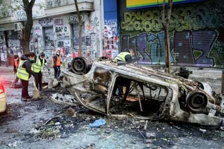 Επεισόδια Αθήνα: Καμένη γη τα Εξάρχεια – Η επόμενη μέρα (pics) | Pagenews.gr Επεισόδια Αθήνα: Καμένη γη τα Εξάρχεια – Η επόμενη μέρα (pics) | Pagenews.gr