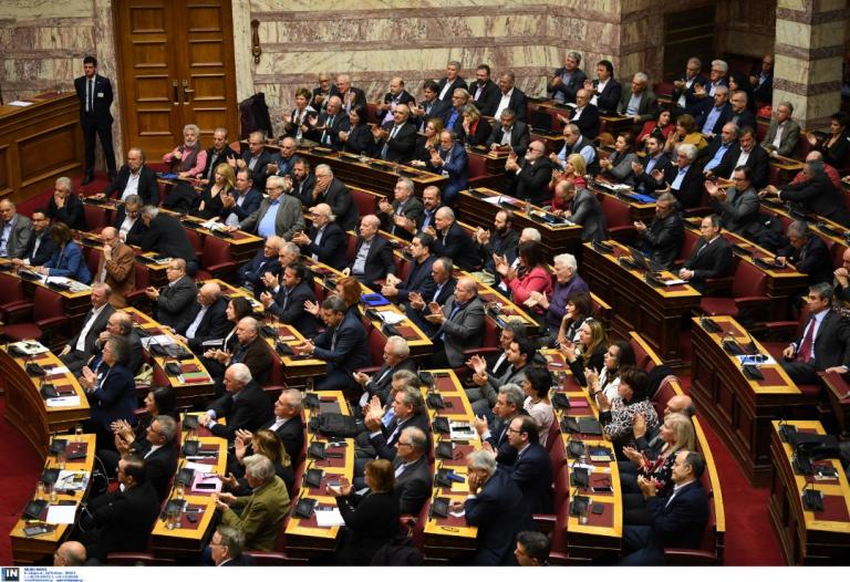 Προϋπολογισμός 2019: Πέρασε με 154 ψήφους υπέρ και 143 κατά