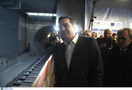 Τα εγκαίνια, οι επιθεωρήσεις και οι πονηροί προπαγανδιστές | Pagenews.gr Τα εγκαίνια, οι επιθεωρήσεις και οι πονηροί προπαγανδιστές | Pagenews.gr
