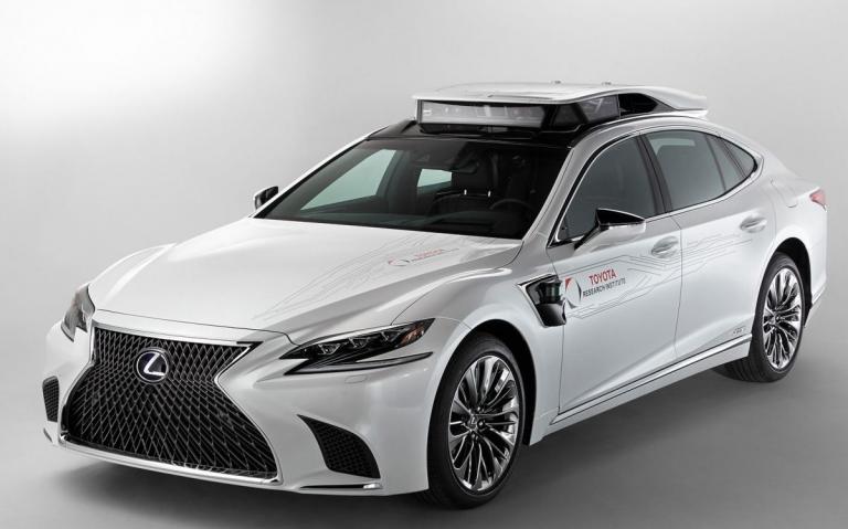 Το νέο αυτόνομο όχημα της Toyota φαίνεται πιο “έξυπνο” από ποτέ (pics&vid)