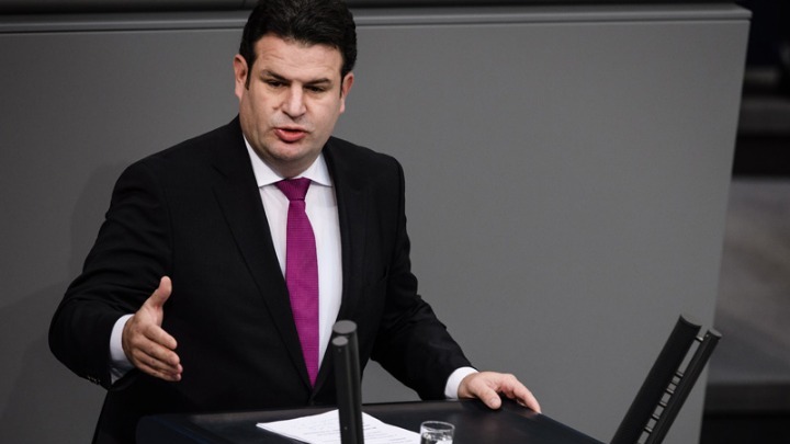 Ευρωπαϊκός κατώτατος μισθός: Πρωτοβουλία αναλαμβάνει ο Γερμανός υπουργός Εργασίας