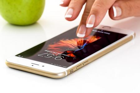 Apple: Έρχεται επαναστατική αλλαγή στα iphones και στα ipads | Pagenews.gr Apple: Έρχεται επαναστατική αλλαγή στα iphones και στα ipads | Pagenews.gr