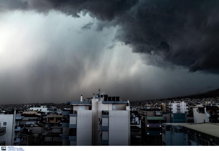 Πρόγνωση καιρού: Καταιγίδες, χιόνια και ισχυροί άνεμοι το Σάββατο