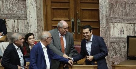 Οι 150 και ο Τέρενς – Έτσι δεν θα χάσει τη δεδηλωμένη ο ΣΥΡΙΖΑ | Pagenews.gr Οι 150 και ο Τέρενς – Έτσι δεν θα χάσει τη δεδηλωμένη ο ΣΥΡΙΖΑ | Pagenews.gr