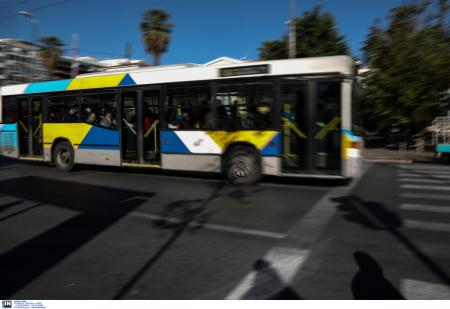 Λεωφορείο ΟΑΣΑ: Νέα επίθεση με πέτρες στη Μεταμόρφωση (pics) | Pagenews.gr Λεωφορείο ΟΑΣΑ: Νέα επίθεση με πέτρες στη Μεταμόρφωση (pics) | Pagenews.gr