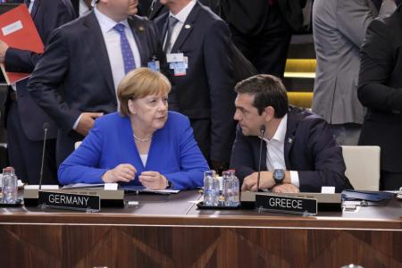 Επίσκεψη Μέρκελ στην Αθήνα: Συμφωνία των Πρεσπών και οικονομία στην ατζέντα της (vid) | Pagenews.gr Επίσκεψη Μέρκελ στην Αθήνα: Συμφωνία των Πρεσπών και οικονομία στην ατζέντα της (vid) | Pagenews.gr