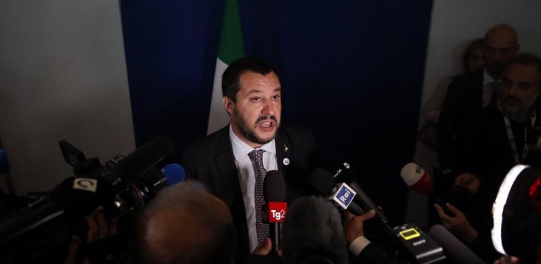 Ματέο Σαλβίνι: Νέα έρευνα σε βάρος του για παράνομη κατακράτηση μεταναστών